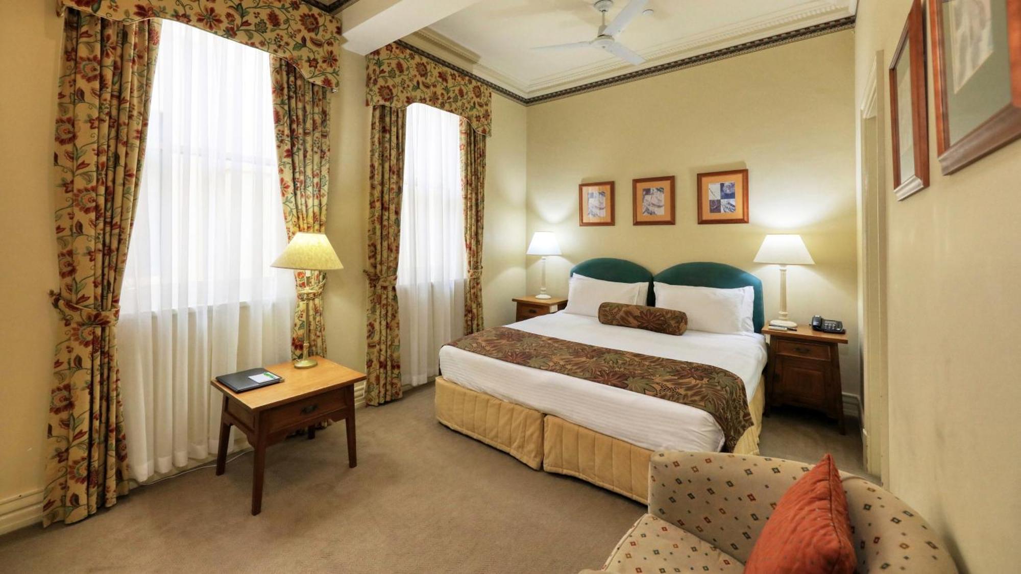 Royal Exchange Hotel Broken Hill Exterior foto